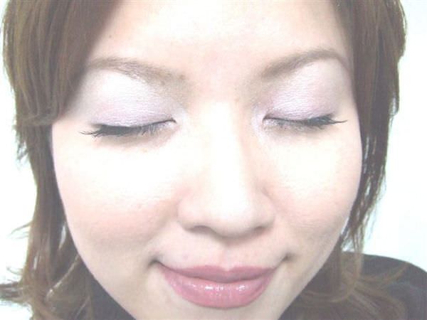 有存在感的紫色眼線(內容已補)))