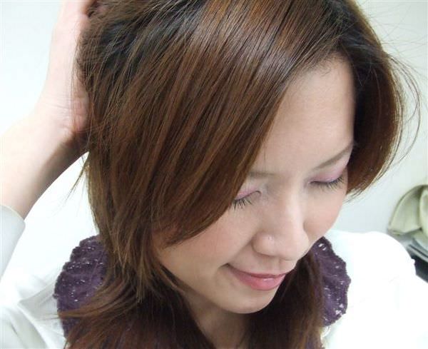關於彩妝~請給我意見~喜洋洋「紅配橙」眼妝
