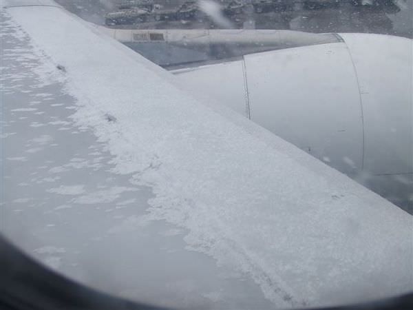 北海道第一天～飄雪的夜裡吃帝王蟹((文章補好囉))