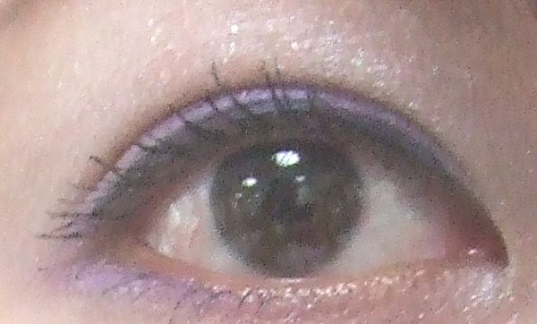 用深紫kate眼線膠+淺紫色眼影來練習~好氣色又有層次感的OL妝