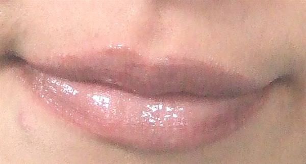 二姐賣場的媚比琳唇蜜試妝照~~
