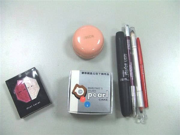 KATE眼彩盒RD-1再來玩一次~~