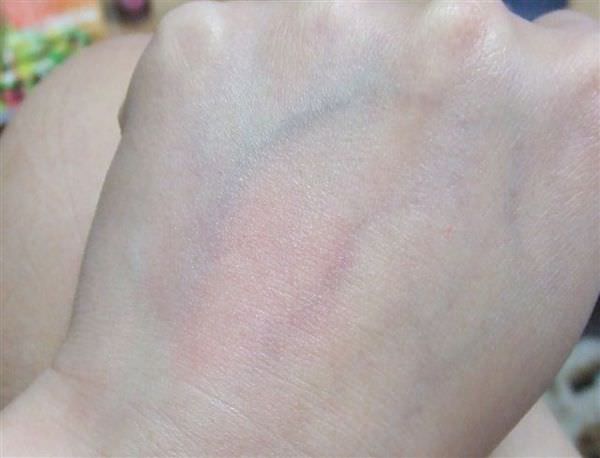 Benefit~紅粉菲菲唇頰露\蒲公英蜜粉盒~二個可愛的玩具試玩中