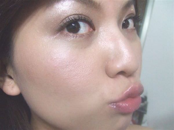 LUNASOL2007聖誕彩妝~努力想拍出光澤感的影音